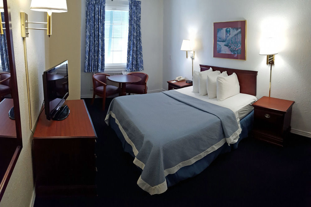 Hotel Days By Wyndham Oceanfront - Wilbur 2*