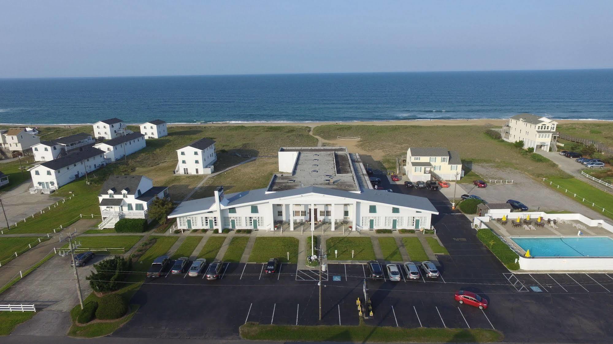 Days By Wyndham Oceanfront - Wilbur Hotel