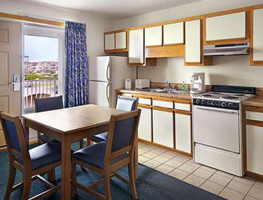 Days By Wyndham Oceanfront - Wilbur Hotel 2*